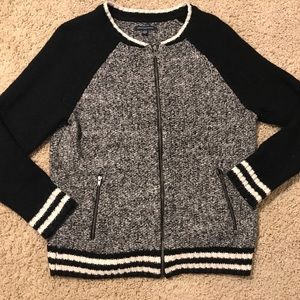 American Eagle zip up sweater